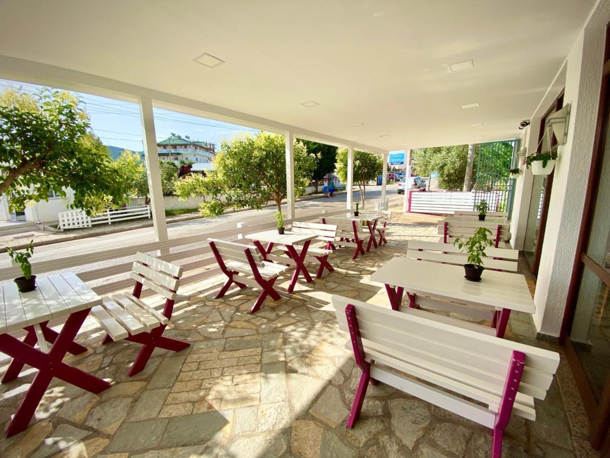 Family Hotel Haruni Ksamil Luaran gambar