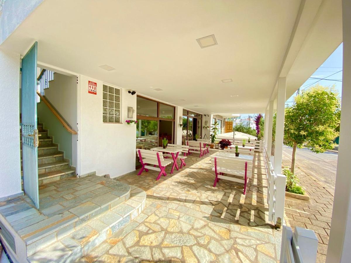 Family Hotel Haruni Ksamil Luaran gambar
