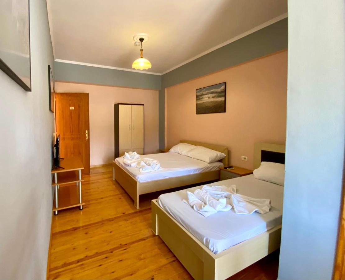 Family Hotel Haruni Ksamil Luaran gambar