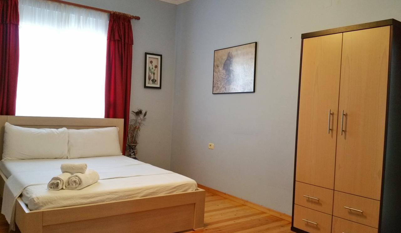 Family Hotel Haruni Ksamil Luaran gambar